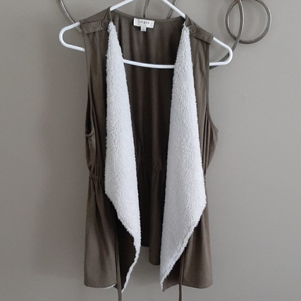 Umgee boutique brand faux fur vest